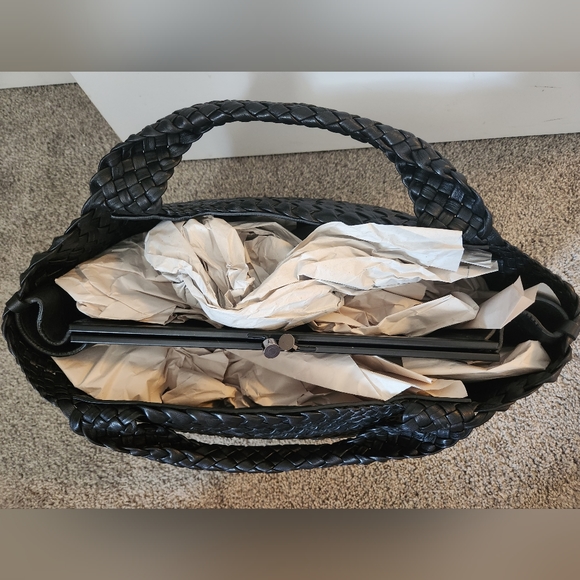 Falor Hand Woven Italian Leather Handbag Bag Satchel in Black; New w/o Tags - Picture 5 of 16